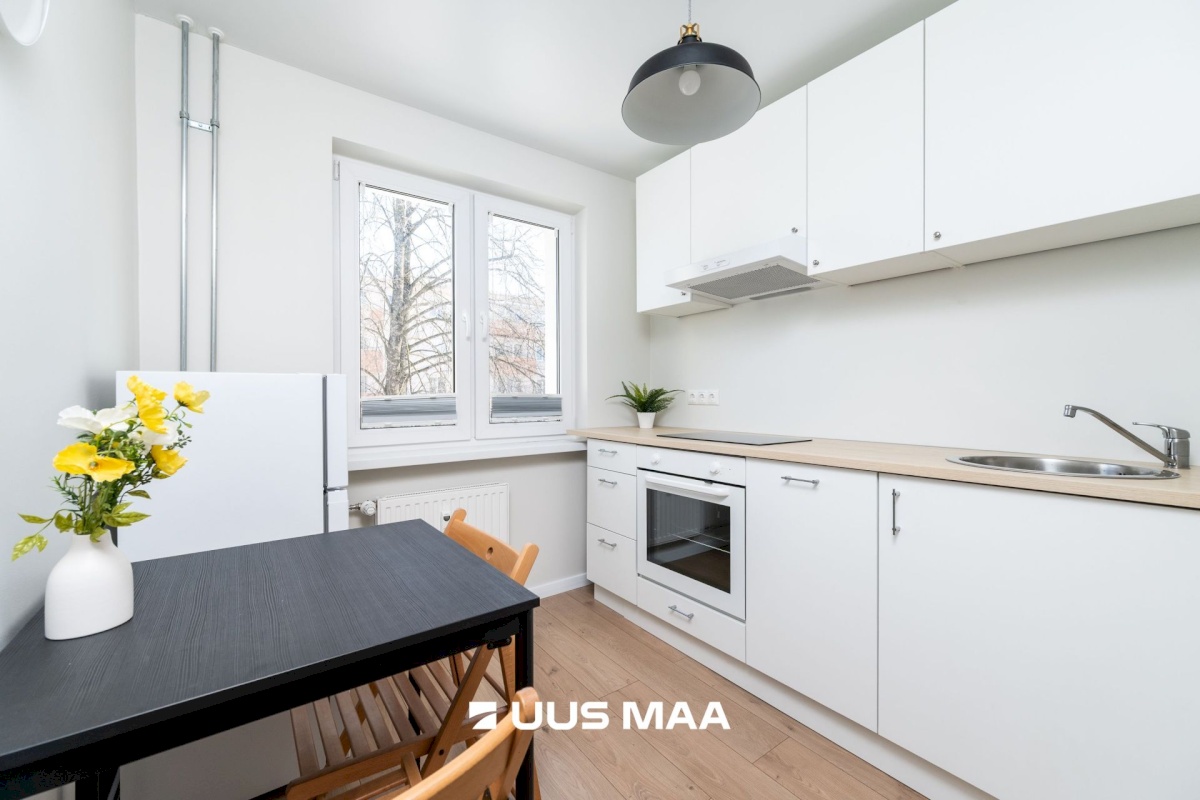 Tallinn, Lasnamäe linnaosa, Sikupilli, Asunduse 9