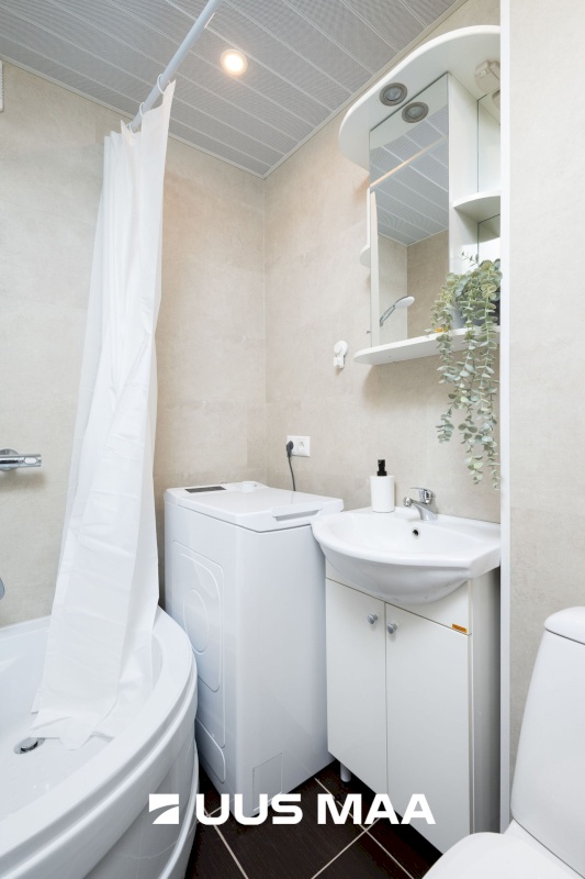 Tallinn, Lasnamäe linnaosa, Sikupilli, Asunduse 9