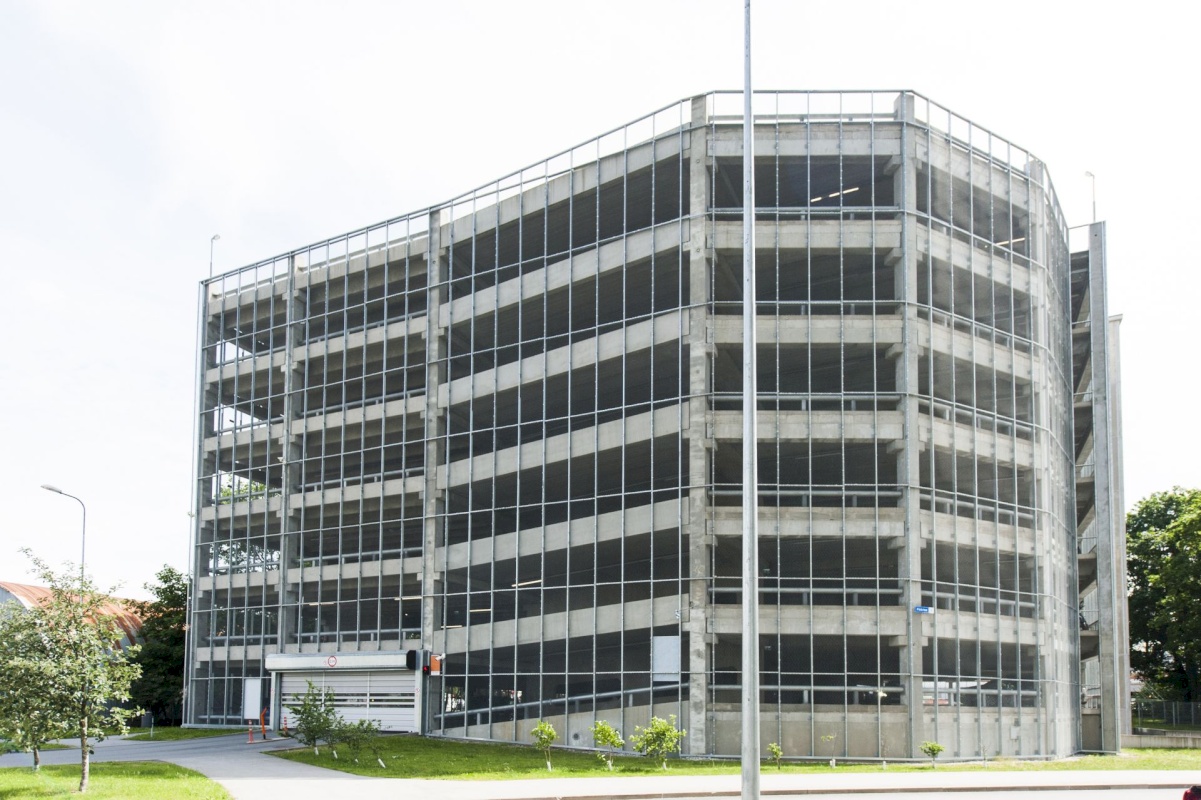 Tallinn, Mustamäe linnaosa, Kadaka, Pöörise 3