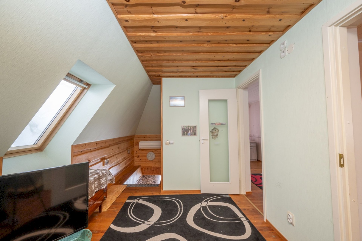 Lääne-Nigula vald, Taebla alevik, Papli pst 1