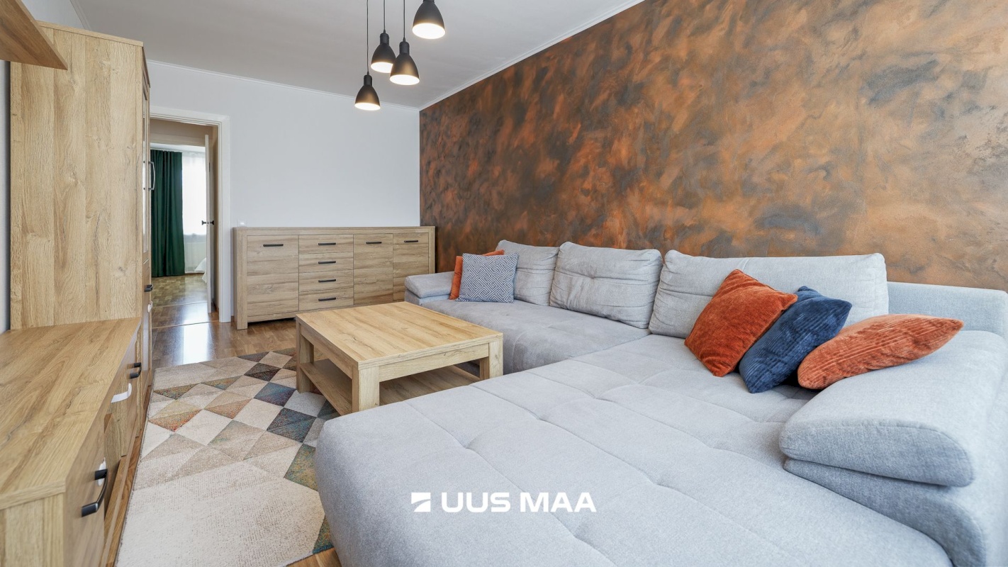 Tallinn, Mustamäe linnaosa, Mustamäe tee 100