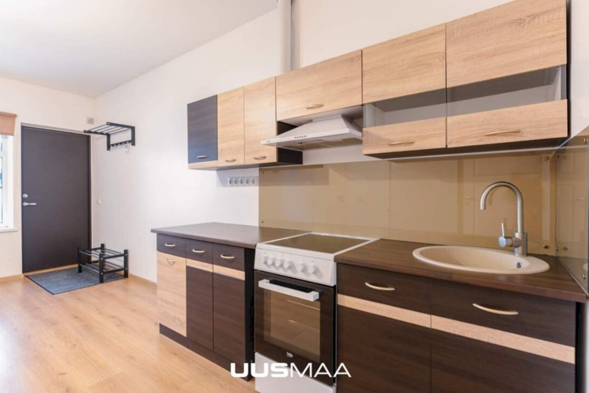 Rakvere linn, Aia tn 11