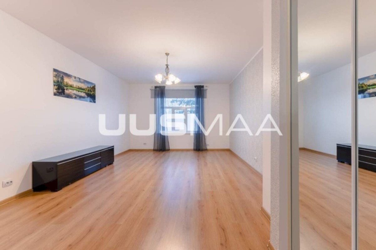 Rakvere linn, Aia tn 11