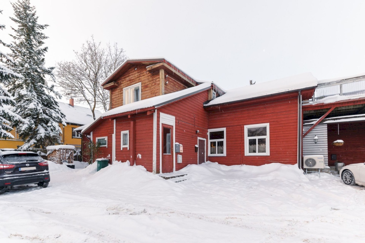 Rakvere linn, Aia tn 11