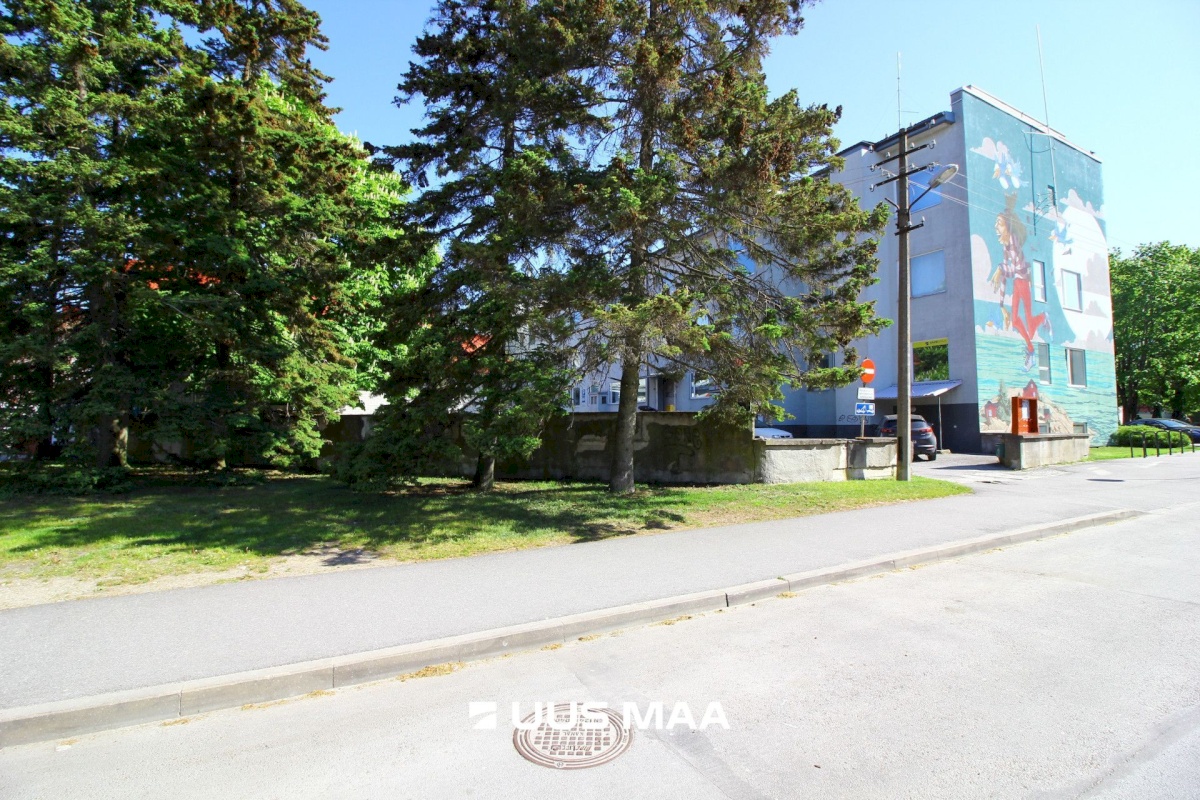 Pärnu linn, Pärnu linn, Kesklinn, Akadeemia tn 7