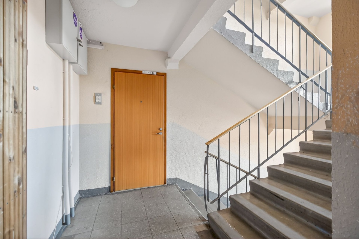 Tallinn, Lasnamäe linnaosa, Linnamäe tee 14