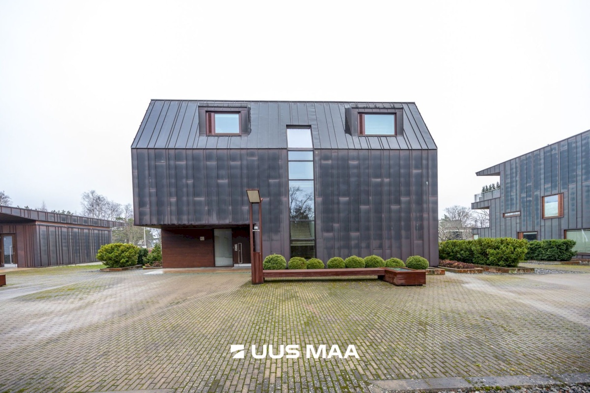 Tallinn, Nõmme linnaosa, Hiiu, Hiiu-Suurtüki 4/4