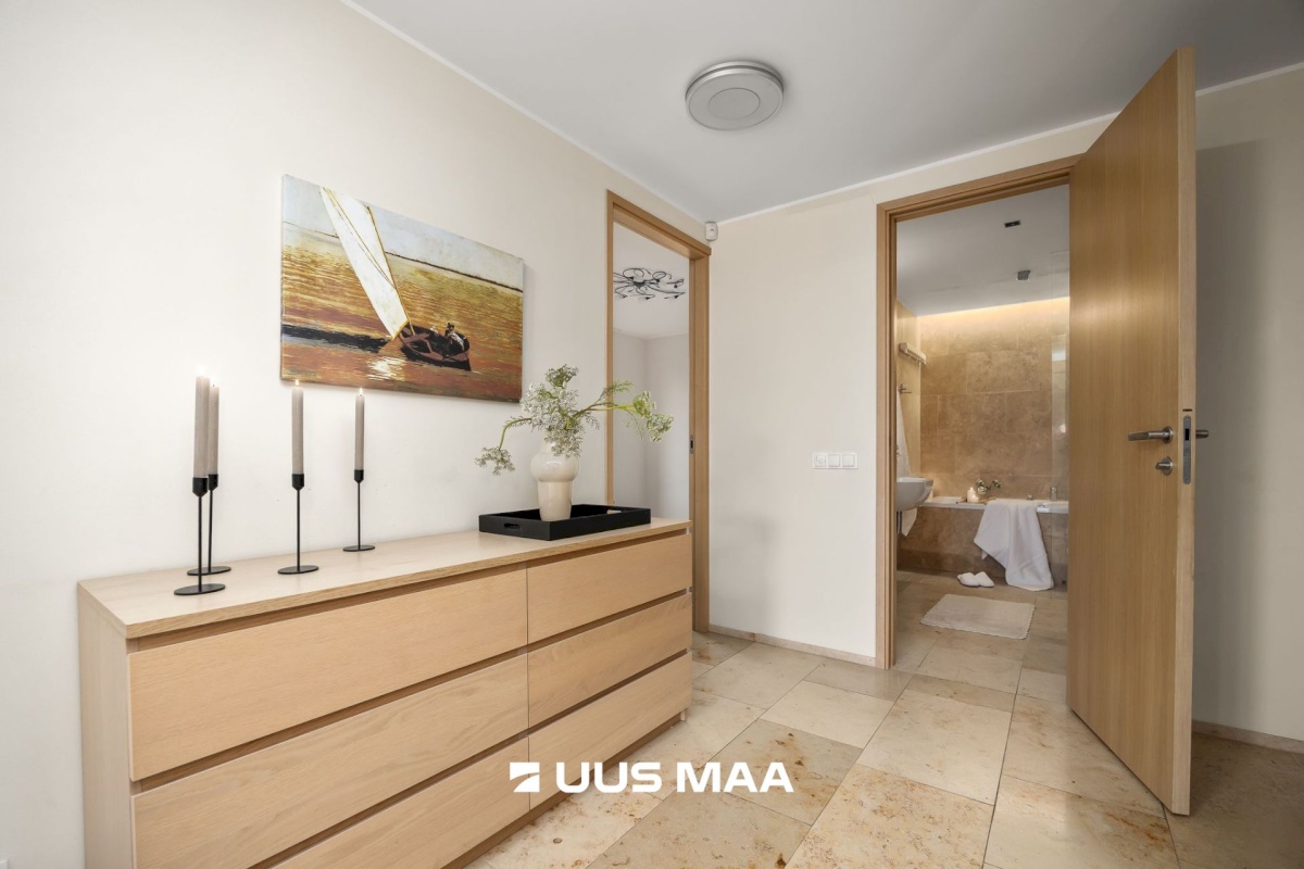 Tallinn, Nõmme linnaosa, Hiiu, Hiiu-Suurtüki 4/4