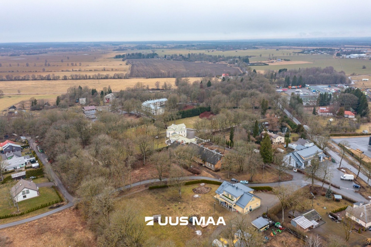 Harku vald, Kumna küla, Kumnamõisa tee 4