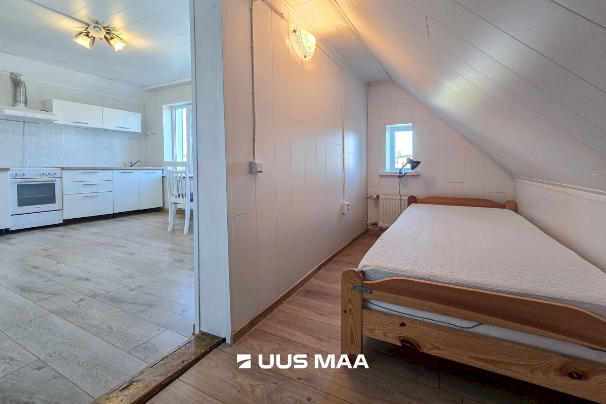 Viljandi linn, Uueveski, Kullamäe tn 9