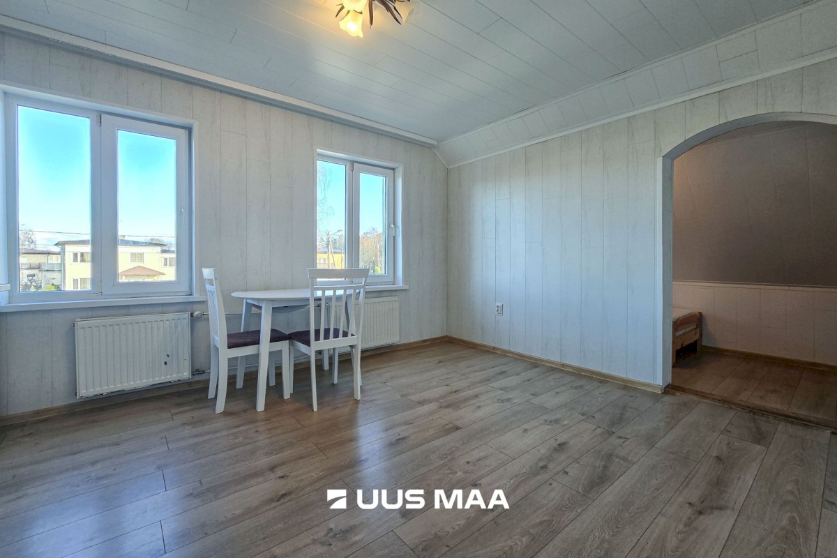 Viljandi linn, Uueveski, Kullamäe tn 9