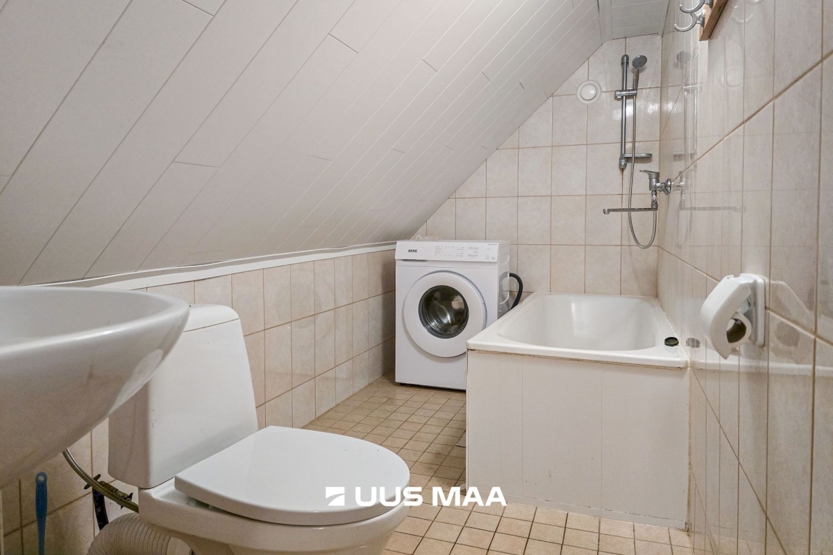 Viljandi linn, Uueveski, Kullamäe tn 9