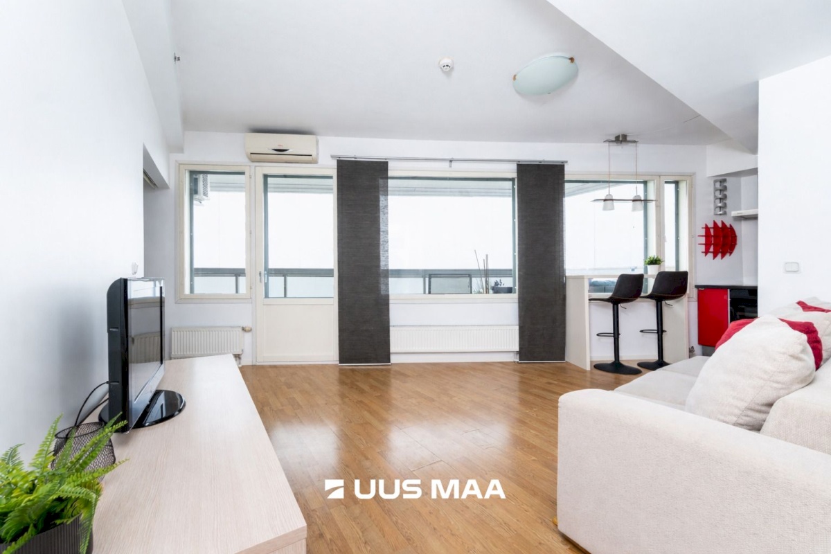 Tallinn, Kesklinna linnaosa, Kitseküla, Pärnu mnt 110