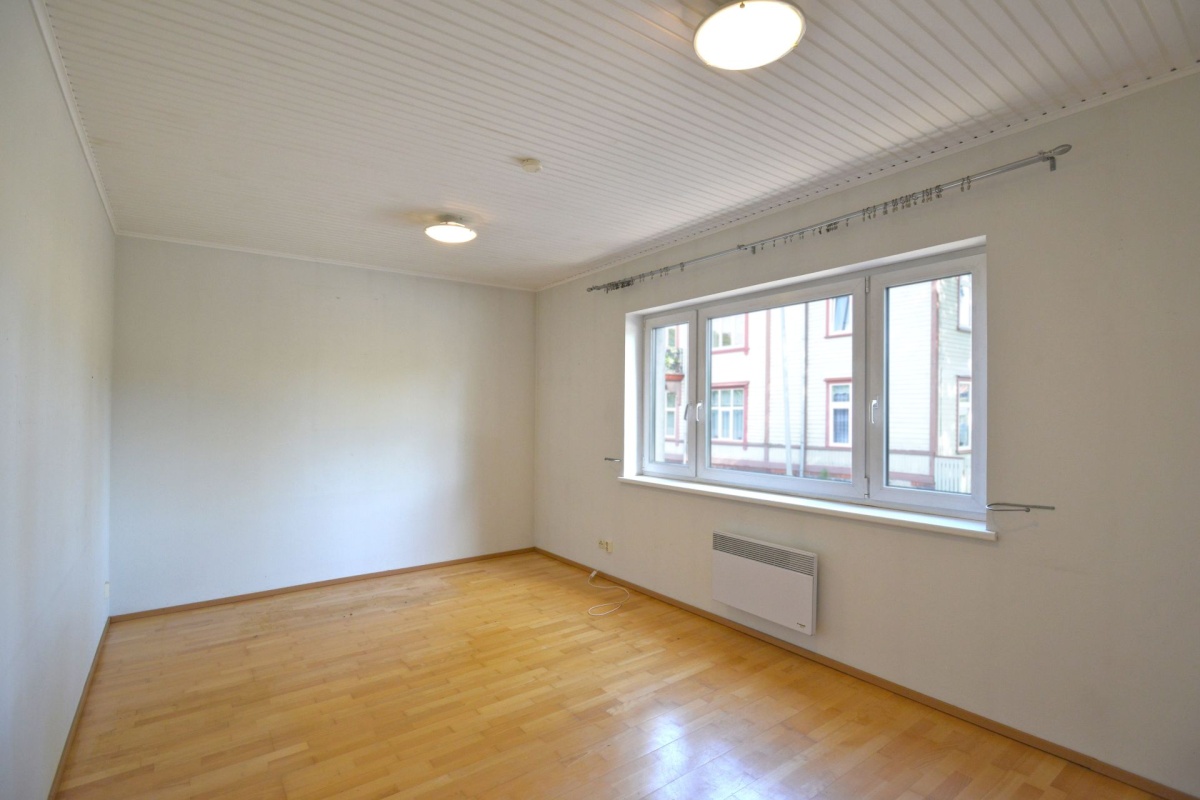 Pärnu linn, Pärnu linn, Rannarajoon, Aia tn 15A