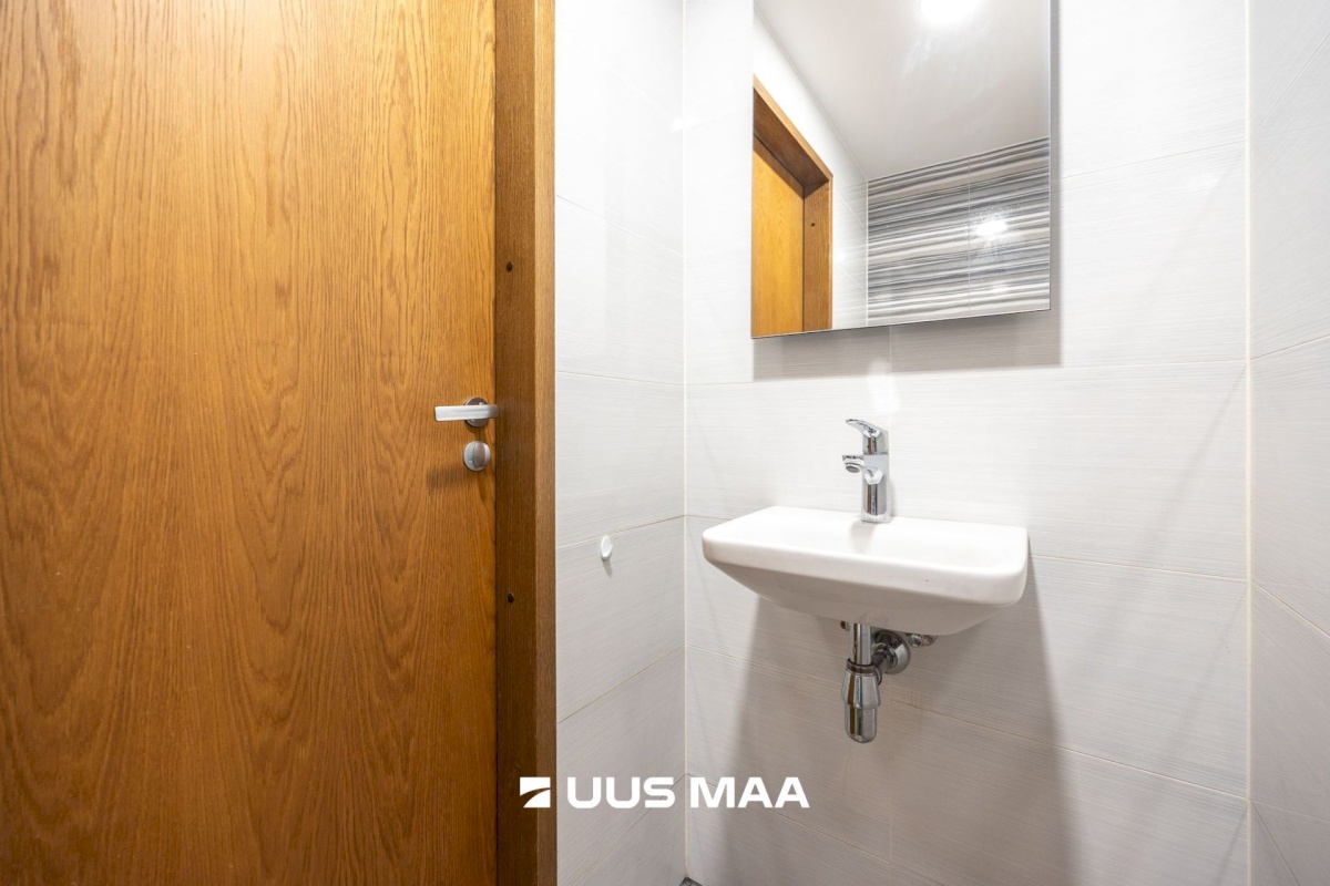 Tallinn, Kesklinna linnaosa, Keldrimäe, Tartu mnt 52