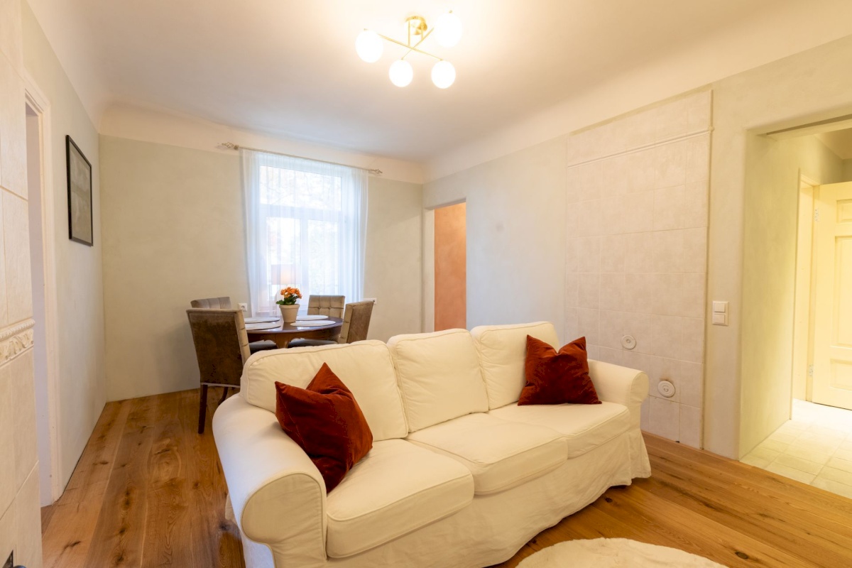 Pärnu linn, Pärnu linn, Kesklinn, Väike-Kuke 6