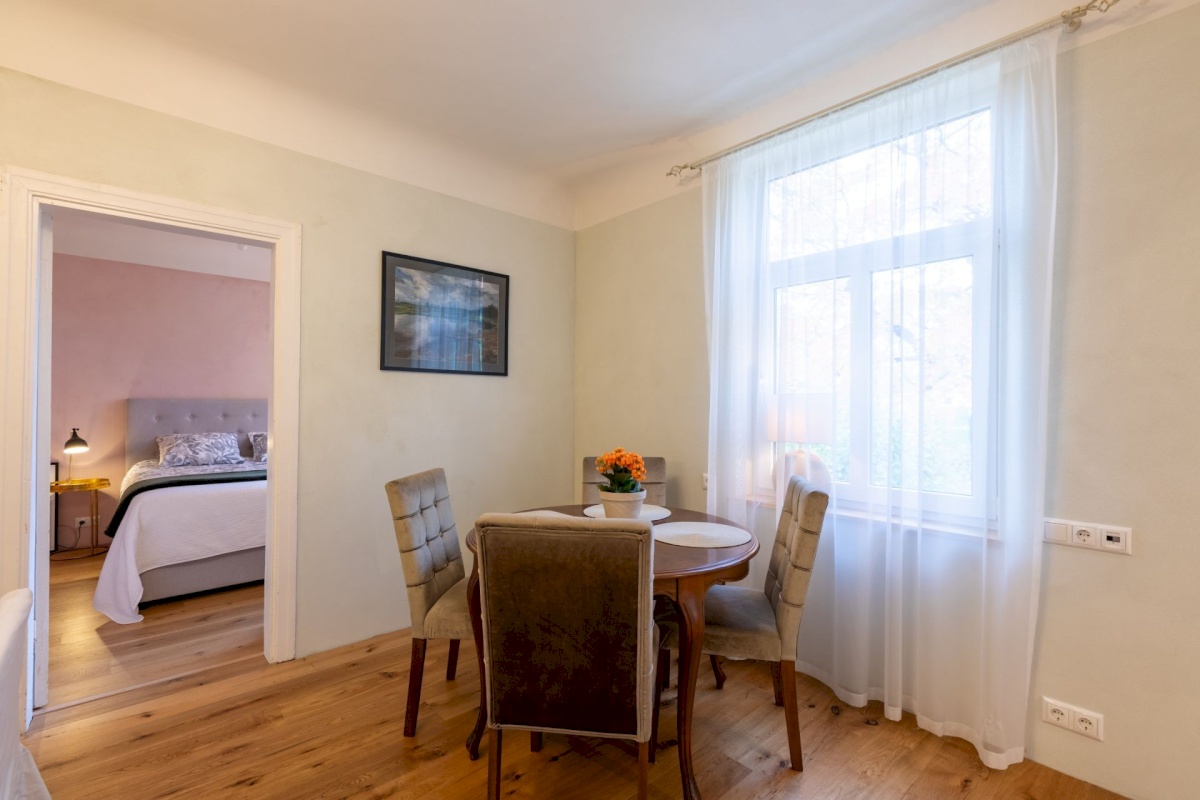 Pärnu linn, Pärnu linn, Kesklinn, Väike-Kuke 6