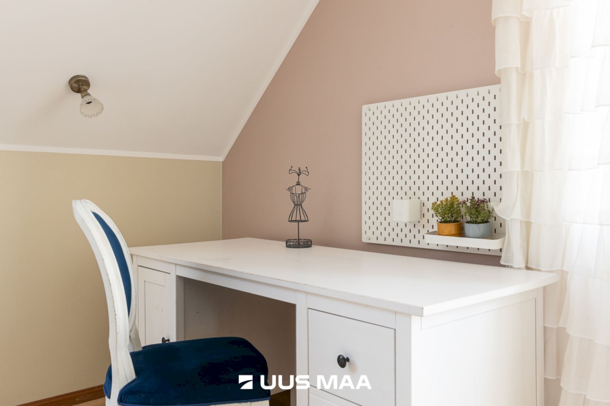 Tallinn, Haabersti linnaosa, Pikaliiva, Rangu 10