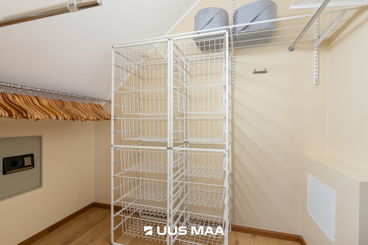 Tallinn, Haabersti linnaosa, Pikaliiva, Rangu 10