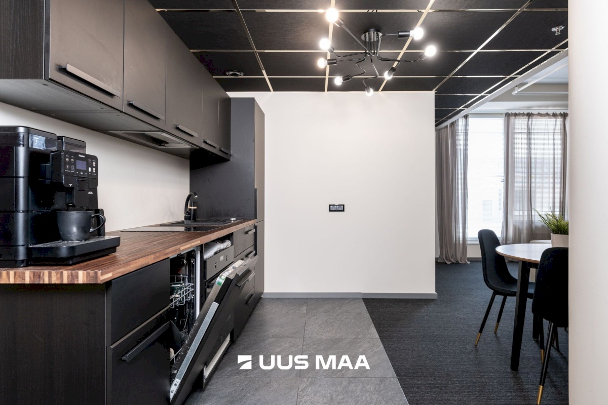 Tallinn, Kesklinna linnaosa, Südalinn, Ahtri 6A