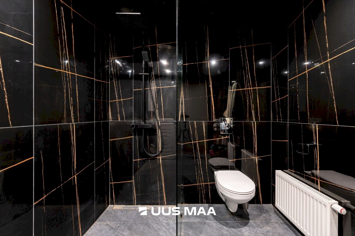 Tallinn, Kesklinna linnaosa, Südalinn, Ahtri 6A