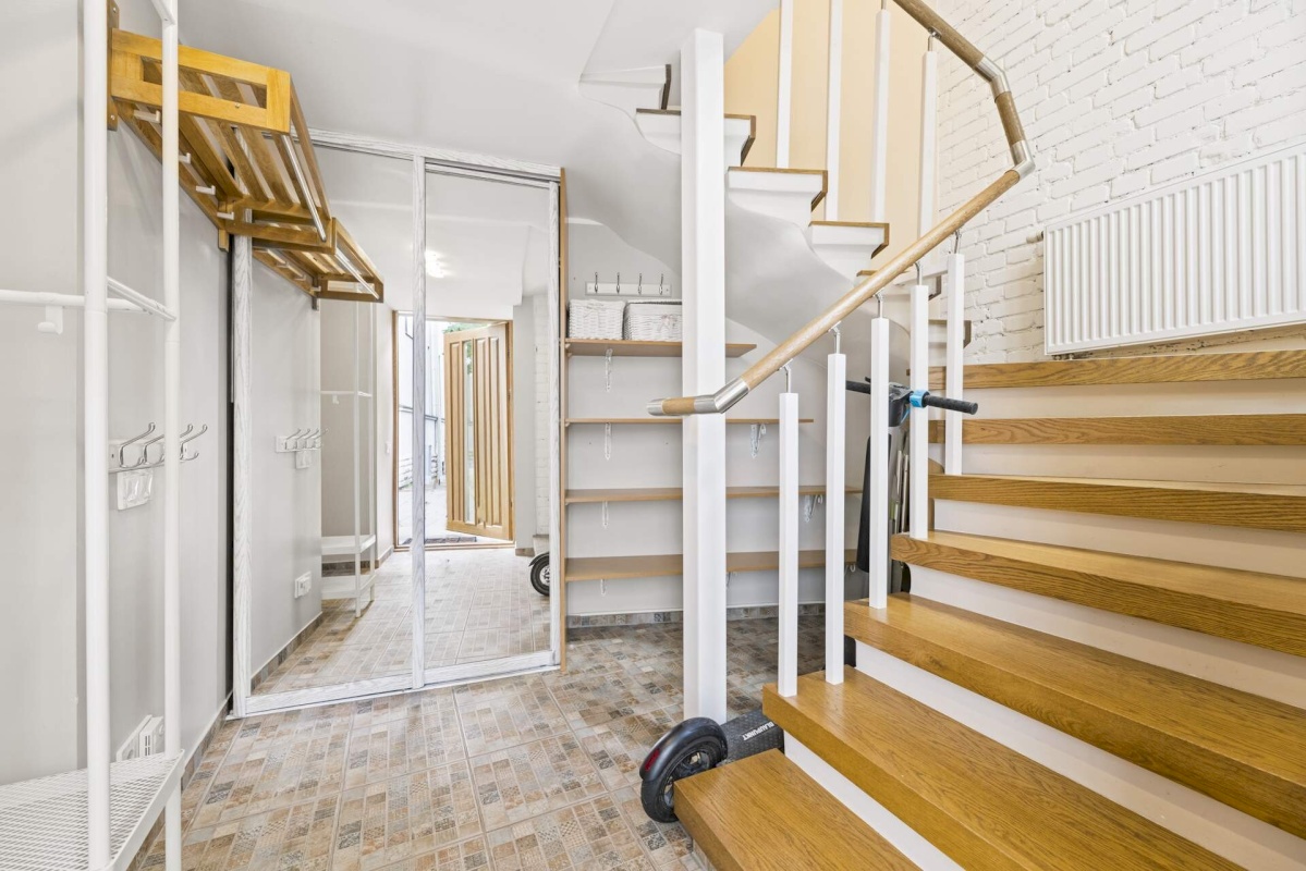 Tallinn, Kesklinna linnaosa, Narva mnt 57/2