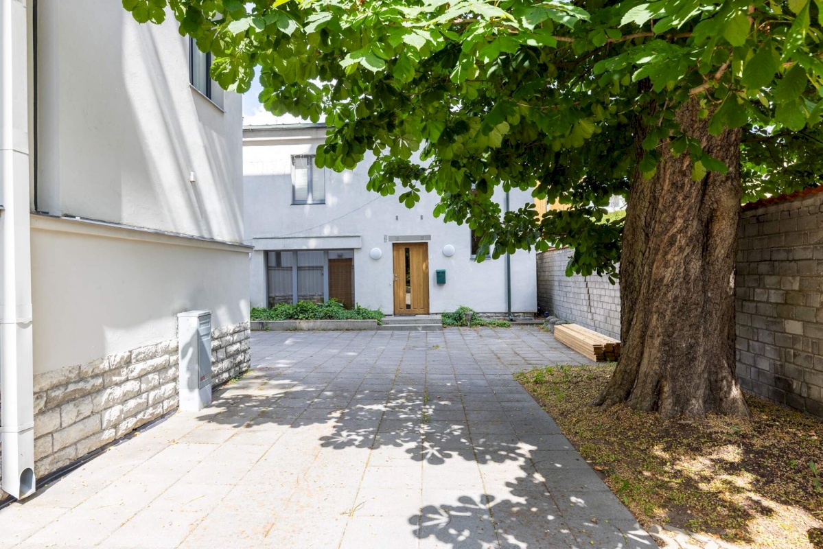 Tallinn, Kesklinna linnaosa, Kadriorg, Narva mnt 57/2