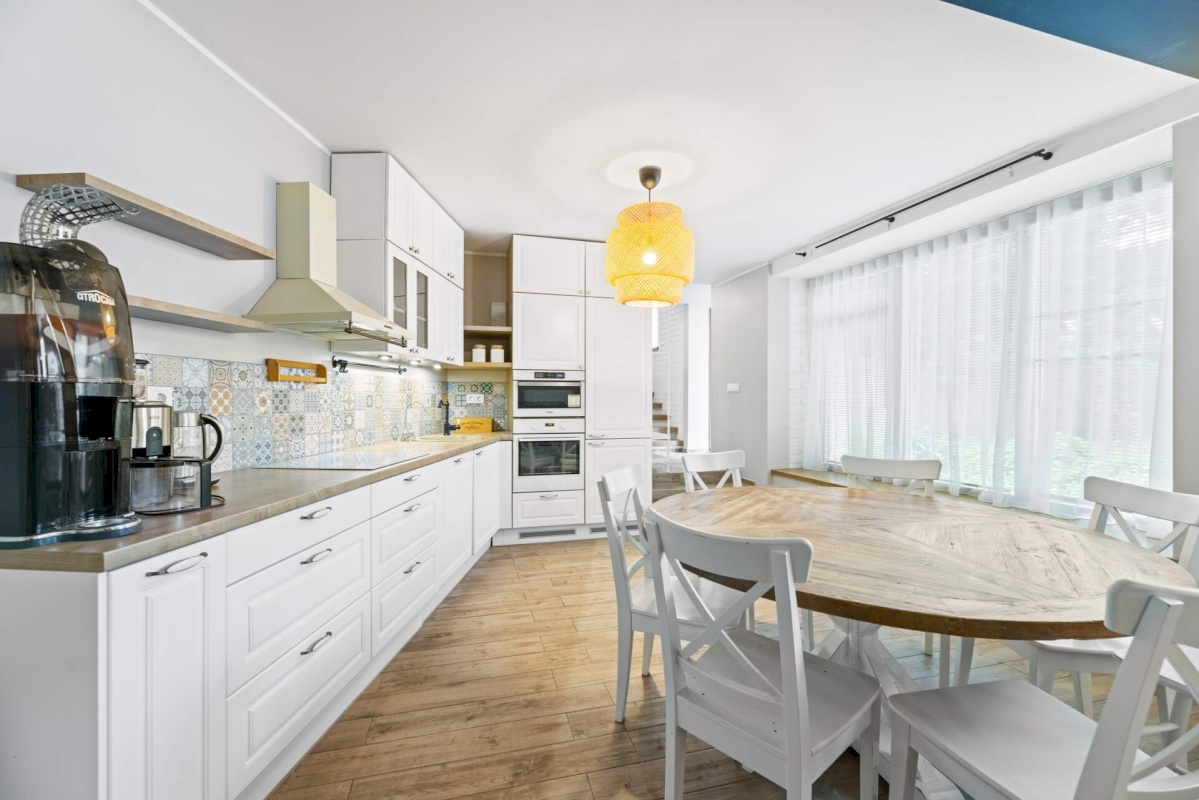 Tallinn, Kesklinna linnaosa, Kadriorg, Narva mnt 57/2