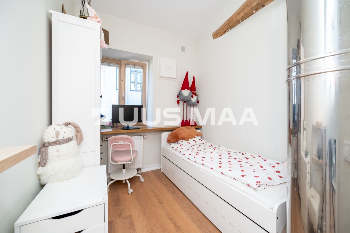 Tallinn, Kesklinna linnaosa, Kadriorg, Narva mnt 57/2