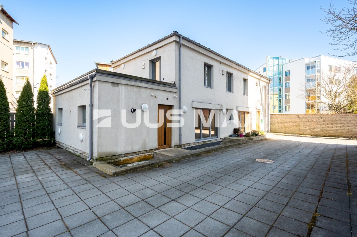 Tallinn, Kesklinna linnaosa, Kadriorg, Narva mnt 57/2