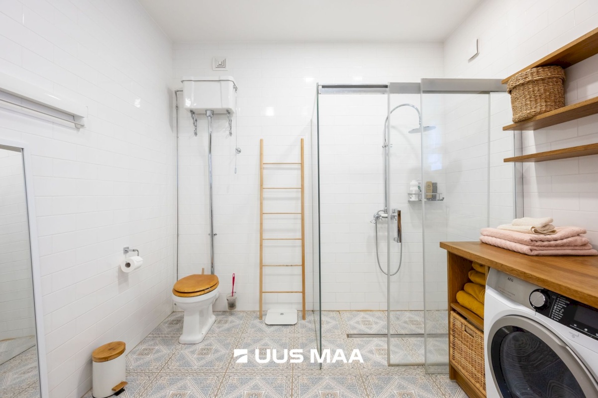 Tallinn, Kesklinna linnaosa, Kadriorg, Narva mnt 57/2