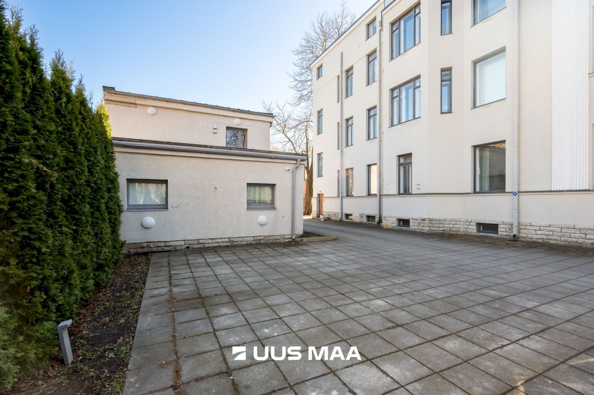 Tallinn, Kesklinna linnaosa, Kadriorg, Narva mnt 57/2