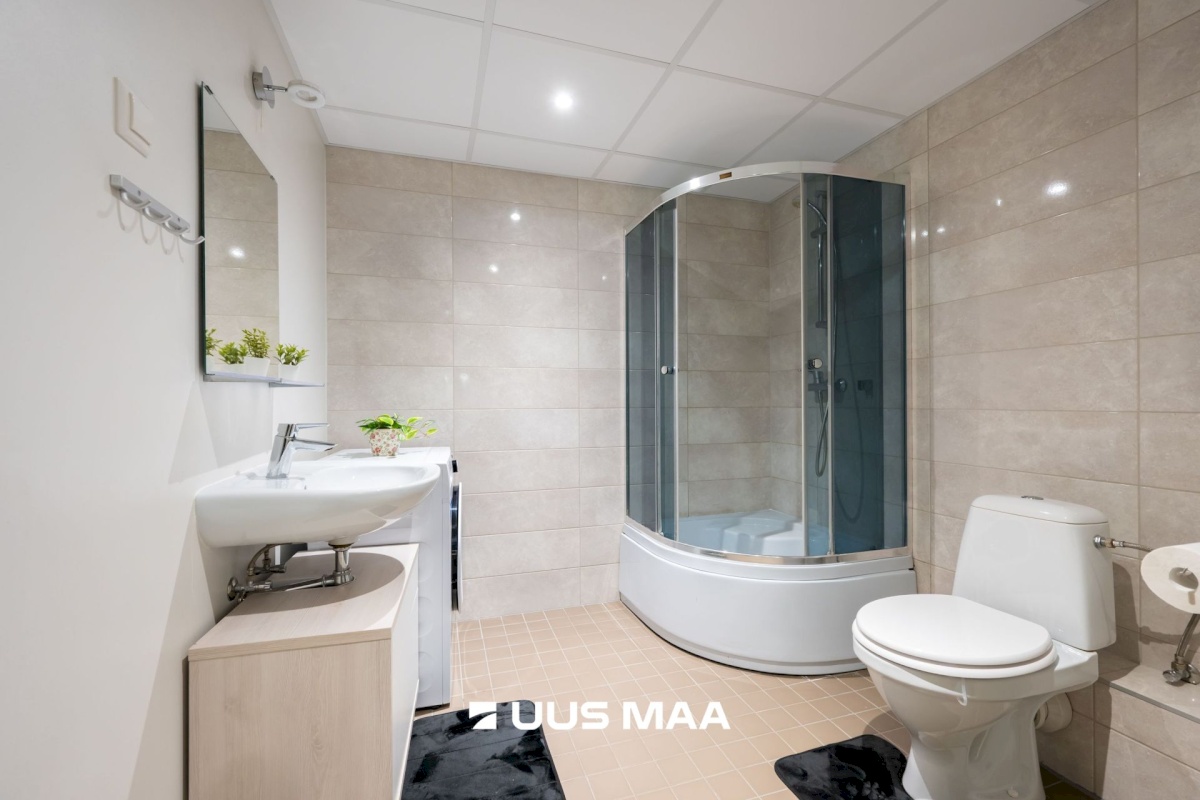 Tallinn, Lasnamäe linnaosa, Mustakivi, Mustakivi tee 25