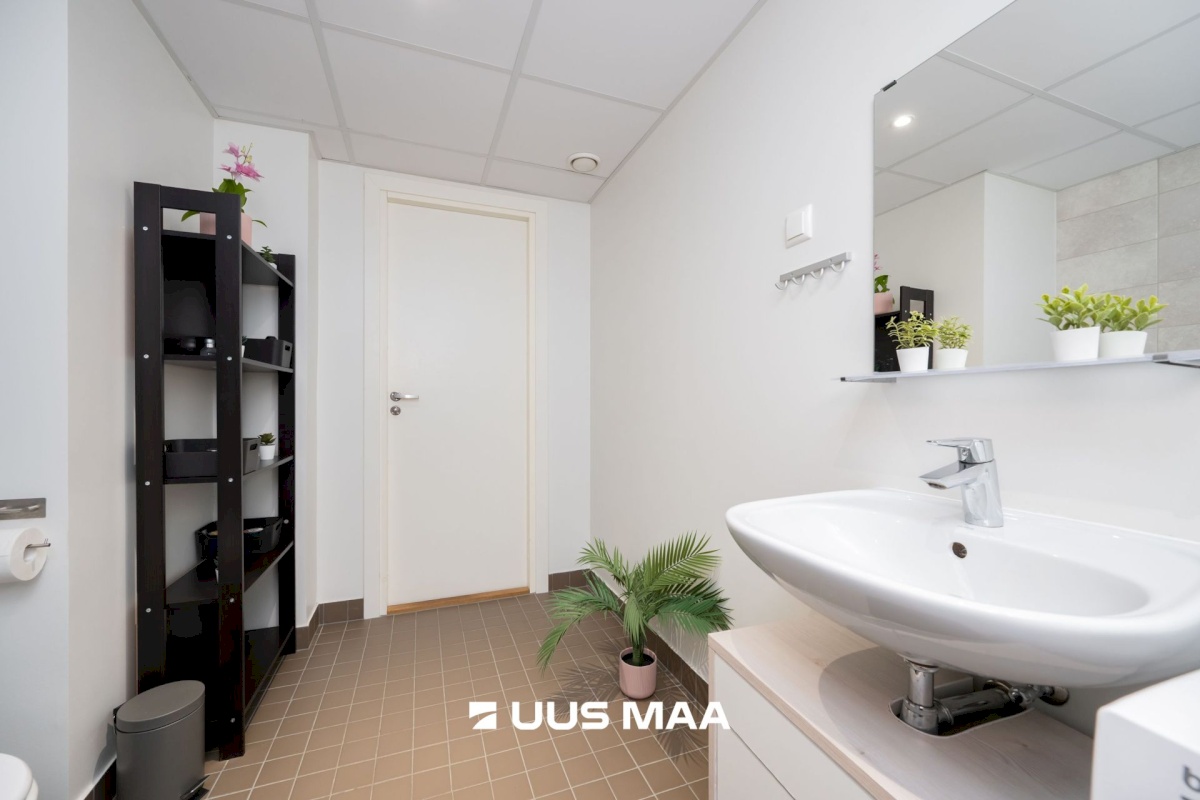 Tallinn, Lasnamäe linnaosa, Mustakivi, Mustakivi tee 25