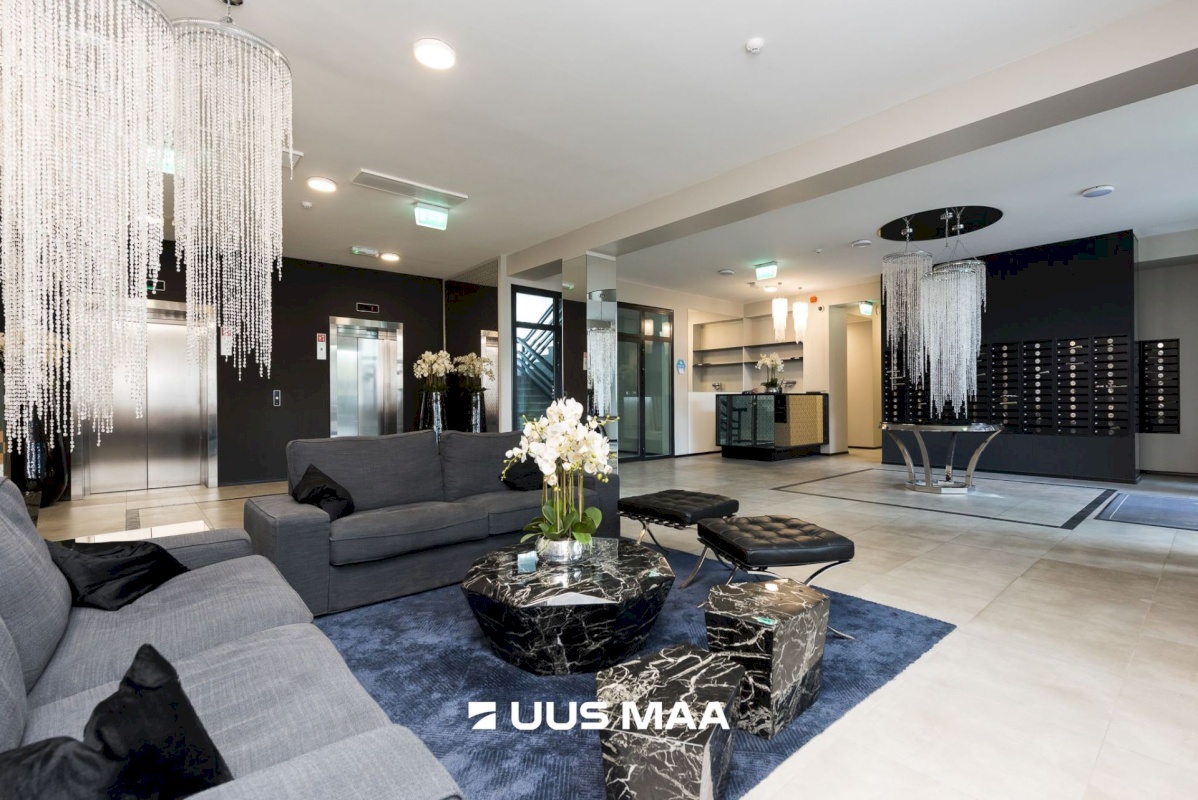 Tallinn, Lasnamäe linnaosa, Mustakivi, Mustakivi tee 25