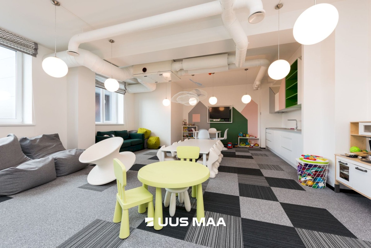 Tallinn, Lasnamäe linnaosa, Mustakivi, Mustakivi tee 25