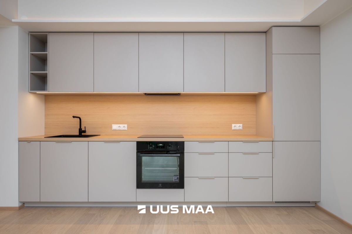 Keila linn, Paldiski mnt 14-7