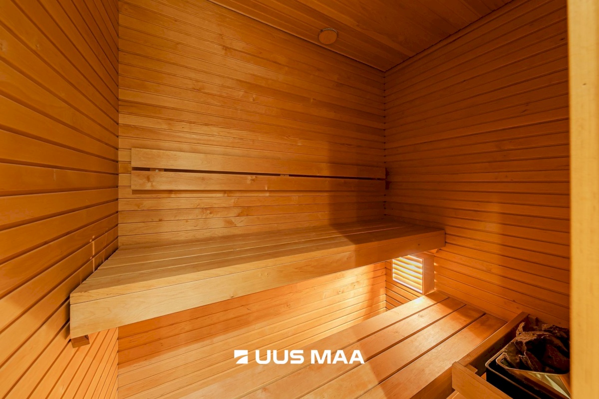 Tallinn, Kesklinna linnaosa, Hobujaama 10