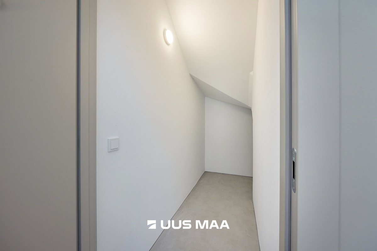 Viimsi vald, Rohuneeme küla, Rohuneeme tee 144-2