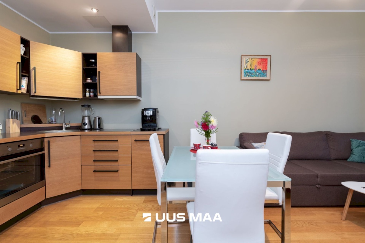 Tallinn, Kesklinna linnaosa, Maakri, Tornimäe 7