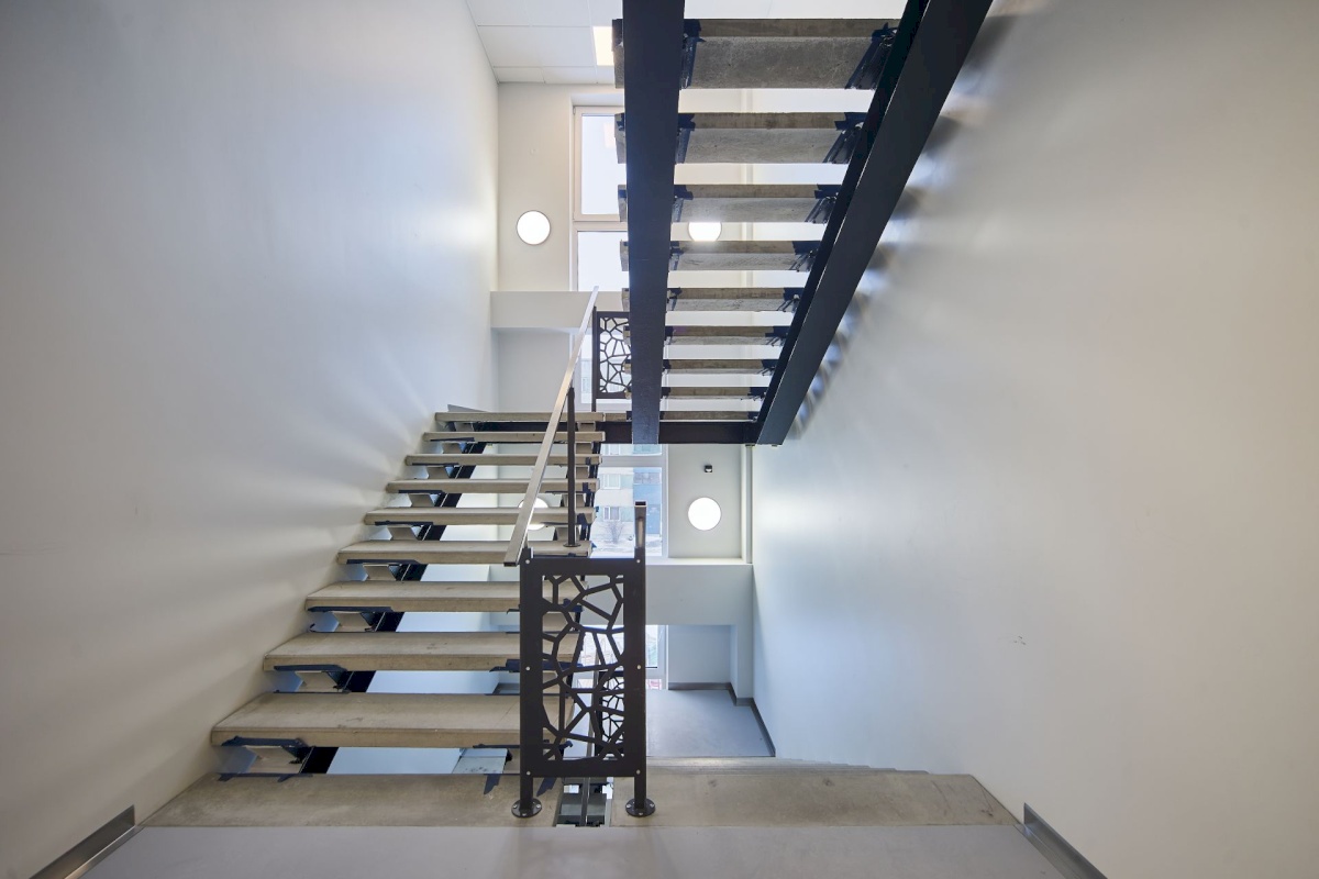 Maardu linn, Avar 8-20