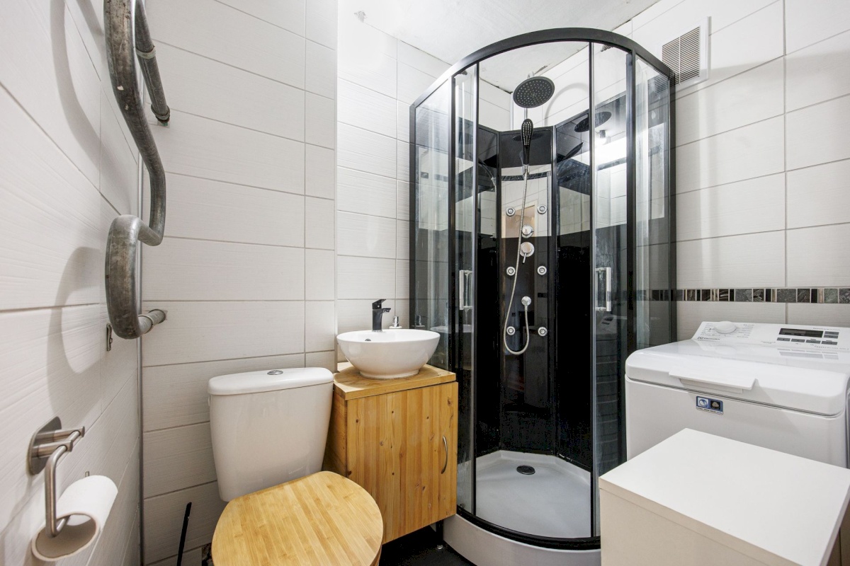 Tallinn, Mustamäe linnaosa, Ehitajate tee 51