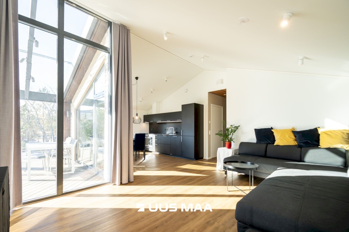 Saaremaa vald, Kuressaare linn, Merikotka 20