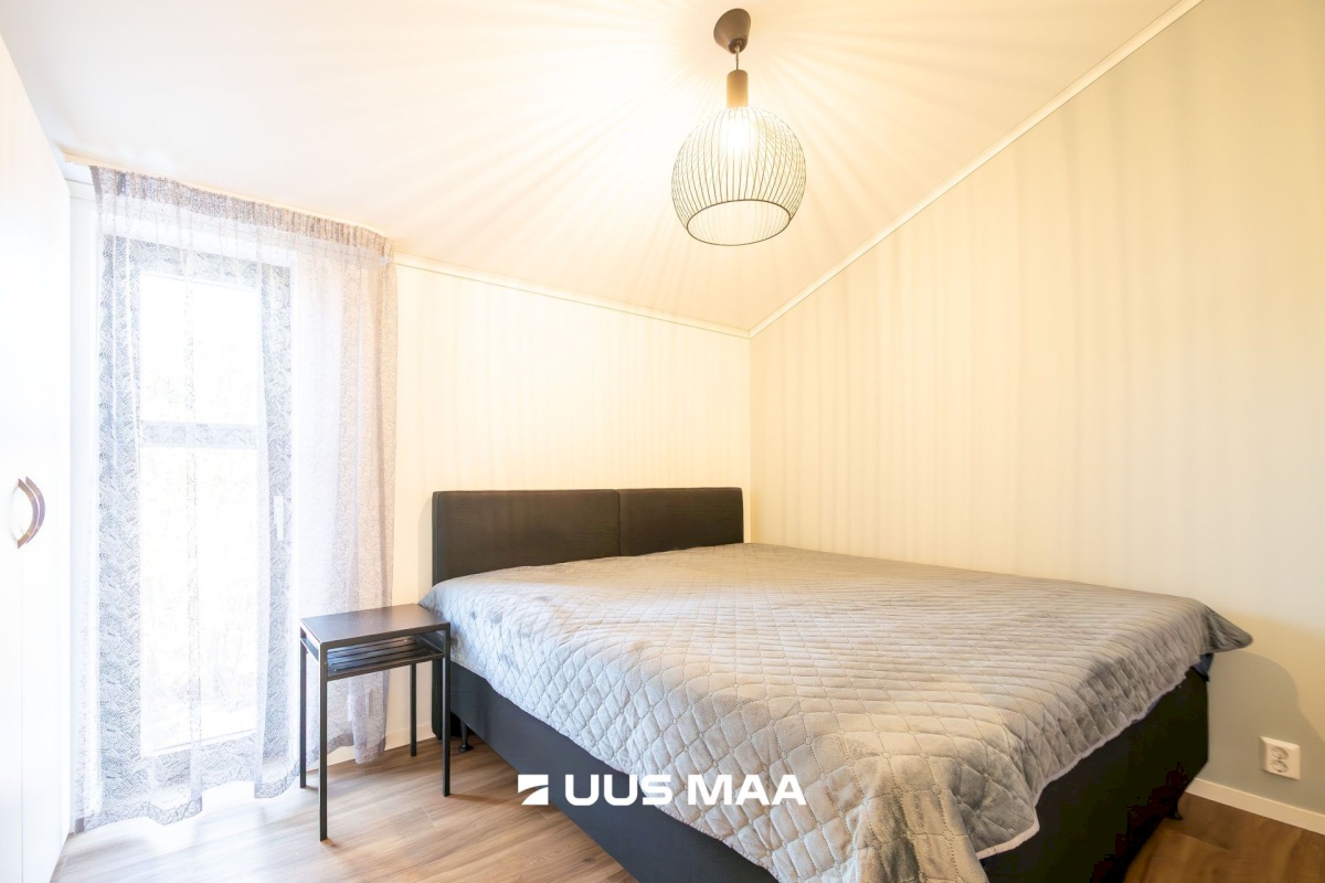 Saaremaa vald, Kuressaare linn, Merikotka 20