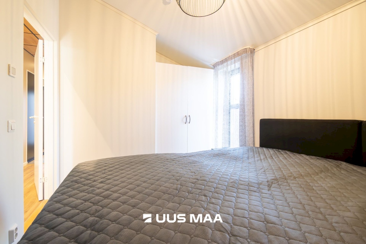 Saaremaa vald, Kuressaare linn, Merikotka 20