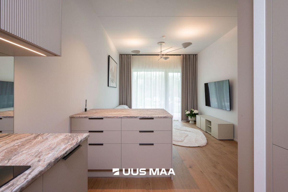 Tartu linn, Tartu linn, Raadi-Kruusamäe, Raadiraja 12