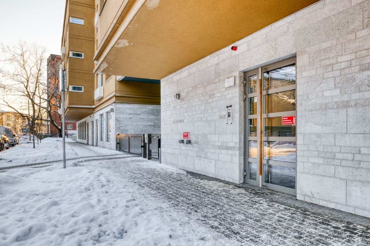 Tallinn, Kesklinna linnaosa, Torupilli, C. R. Jakobsoni 7