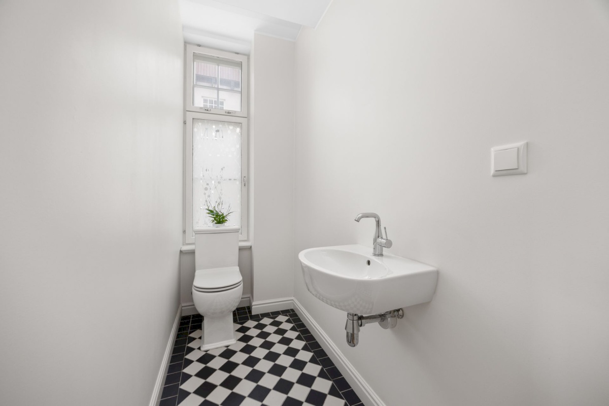 Tallinn, Kesklinna linnaosa, Raua 18