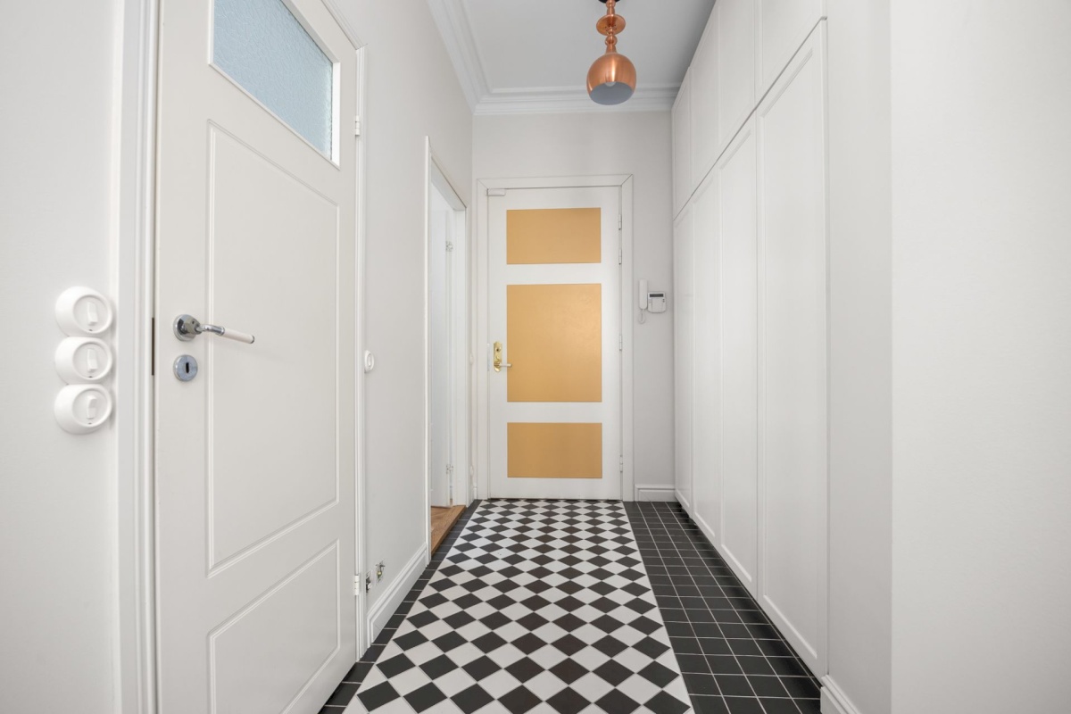 Tallinn, Kesklinna linnaosa, Raua 18