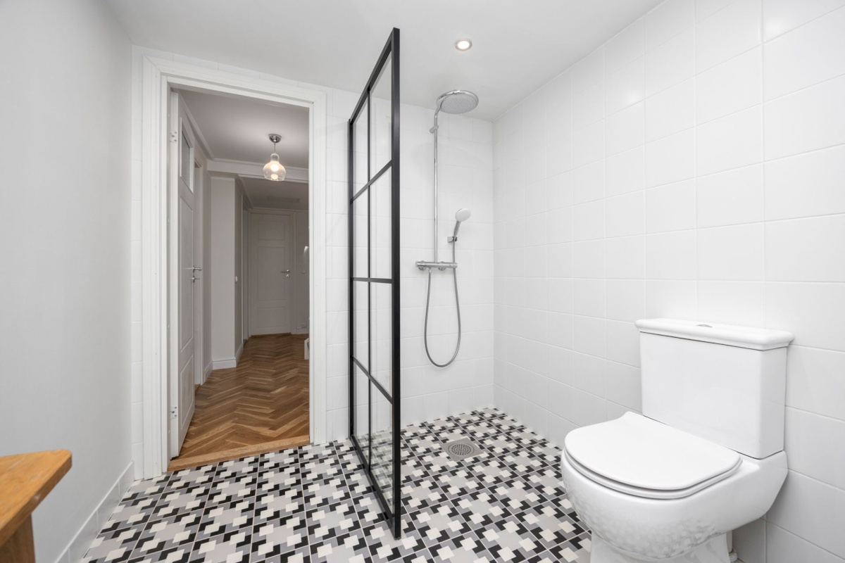 Tallinn, Kesklinna linnaosa, Raua 18